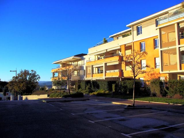Appartement location à Arrondissement de Draguignan, Saint-raphaël