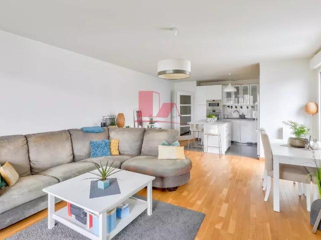 Appartement vente à Quartier Bords et Val de Seine / Les Arches, Issy-les-Moulineaux
