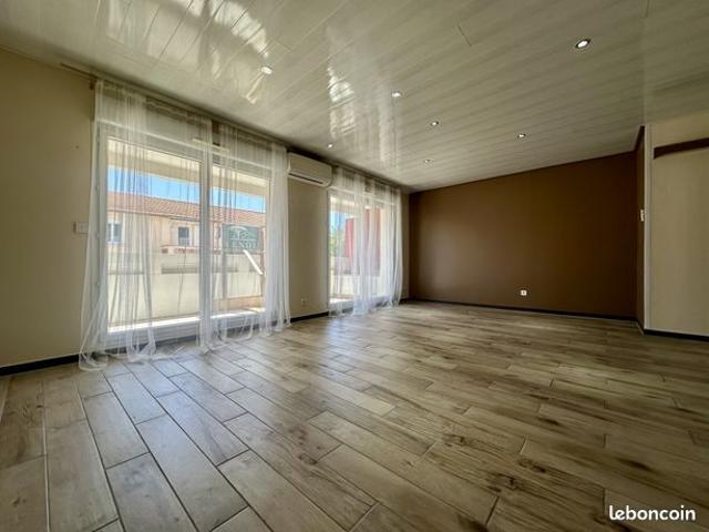 Appartement vente à Arrondissement de Toulon, La Londe-les-maures