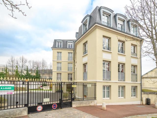 Appartement location à Saint-Germain-en-Laye, Saint-germain-en-laye