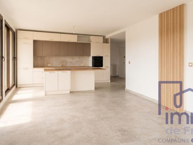 Appartement vente à Le Portail Rouge, Saint-Étienne