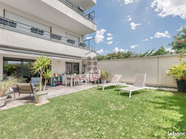 Appartement vente à Suresnes, Quartier Écluse-Belvédère