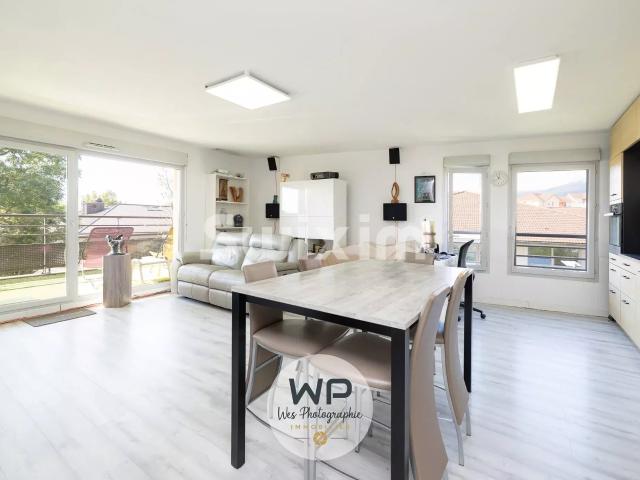 Appartement vente à Cessy, Ain