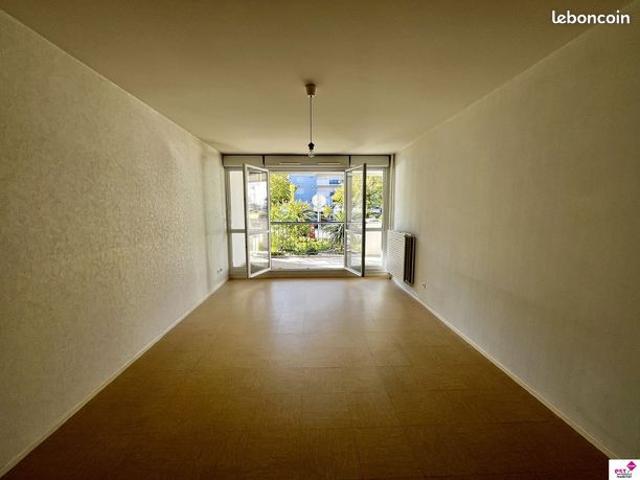 Appartement vente à Privas, Saint-priest