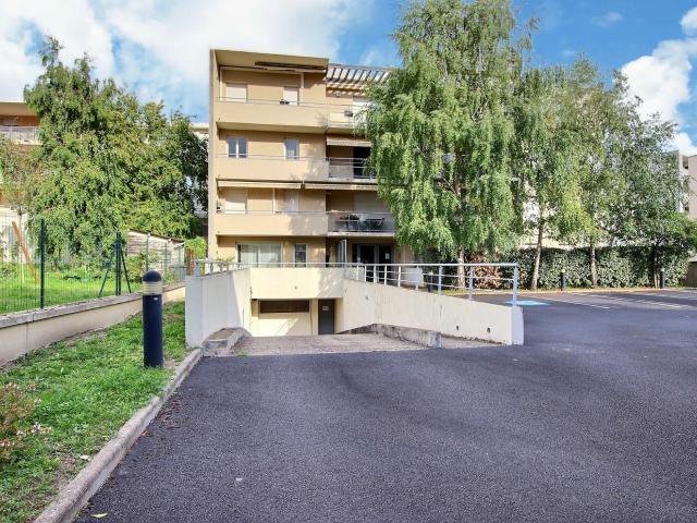 Appartement vente à France métropolitaine, Clermont-ferrand