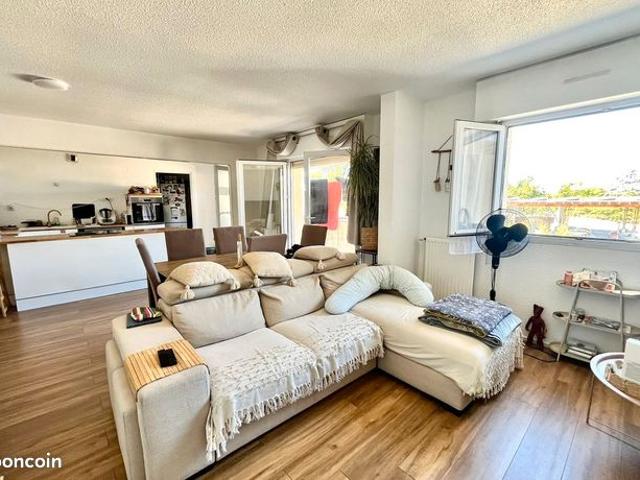Appartement vente à Artigues-près-Bordeaux, Gironde