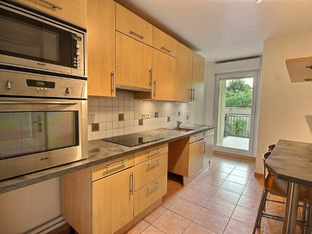 Appartement location à France métropolitaine, Suresnes