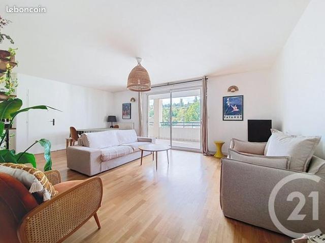 Appartement vente à France métropolitaine, Clermont-ferrand