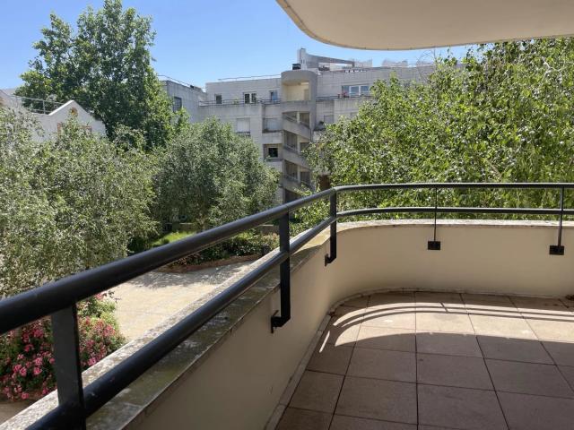 Appartement vente à Nanterre, Courbevoie