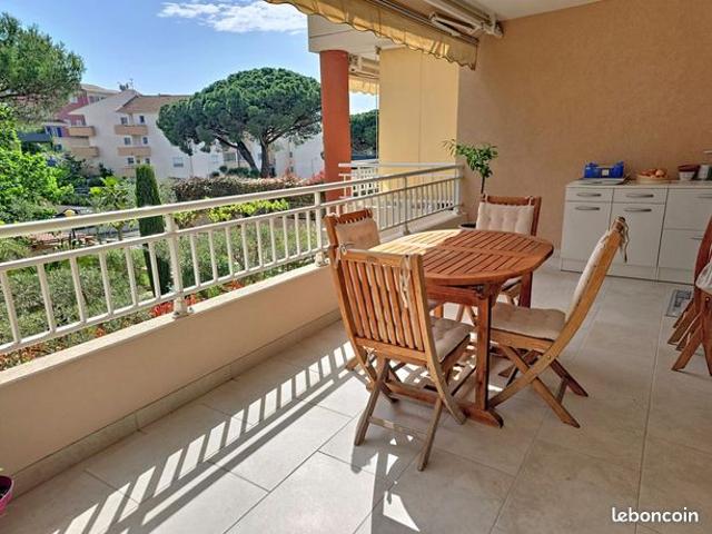 Appartement vente à Arrondissement de Draguignan, Saint-raphaël