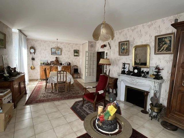 Appartement vente à Cour de l'Abbaye, Nevers