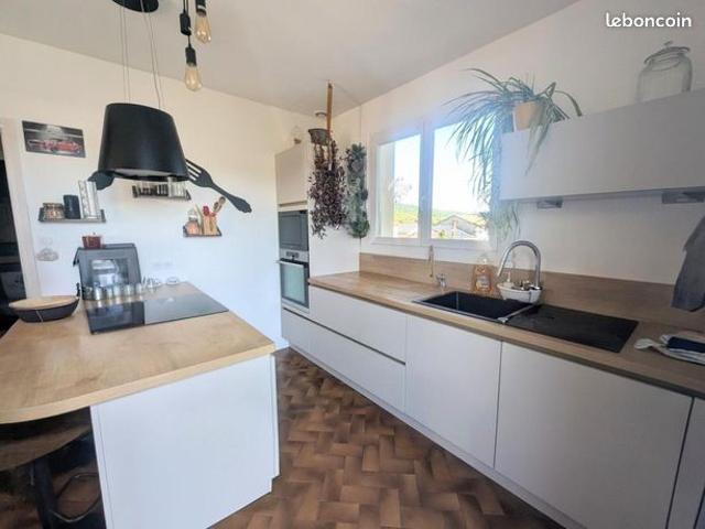 Appartement vente à Bourg-en-Bresse, Villereversure