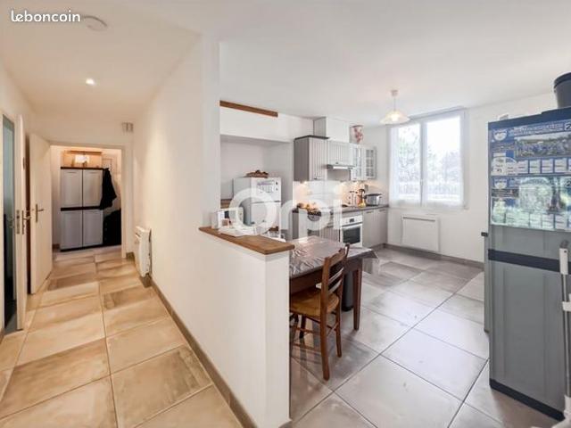 Appartement vente à Oloron-Sainte-Marie, Oloron-sainte-marie