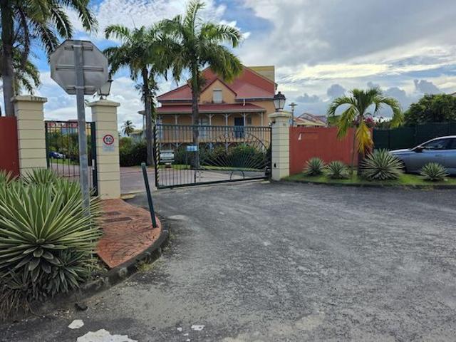 Appartement vente à Bas du Fort, Le Gosier