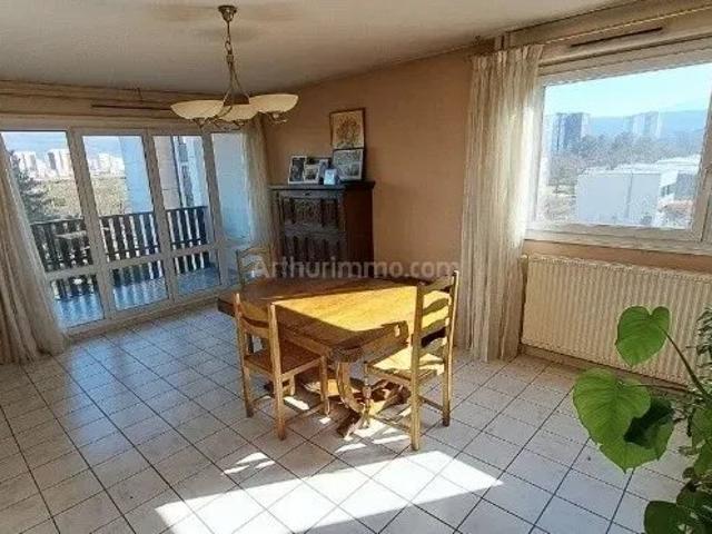 Appartement vente à Village Olympique, Grenoble