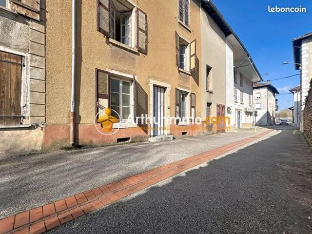 Appartement vente à Saint-Étienne-de-Saint-Geoirs, Isère