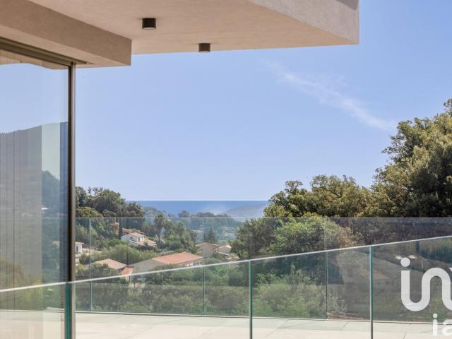 Appartement vente à Arrondissement de Draguignan, Les Adrets-de-l'estérel