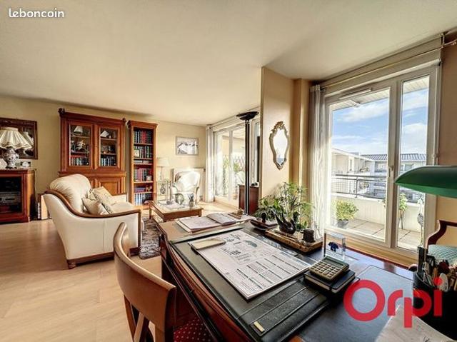 Appartement vente à Châtenay-Malabry, Hauts-de-Seine