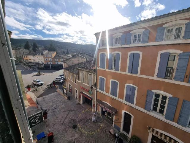 Appartement vente à Nyons, Dieulefit