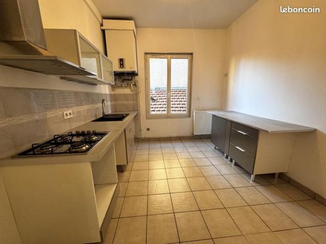 Appartement vente à Saint-Étienne, Firminy