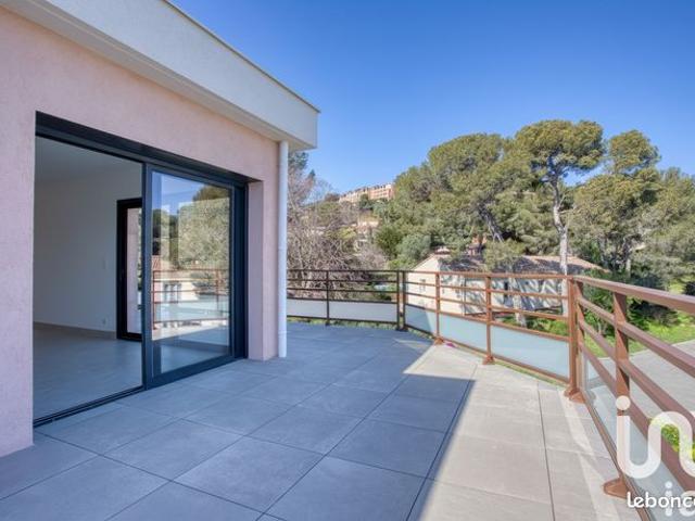 Appartement vente à Arrondissement de Draguignan, Saint-raphaël