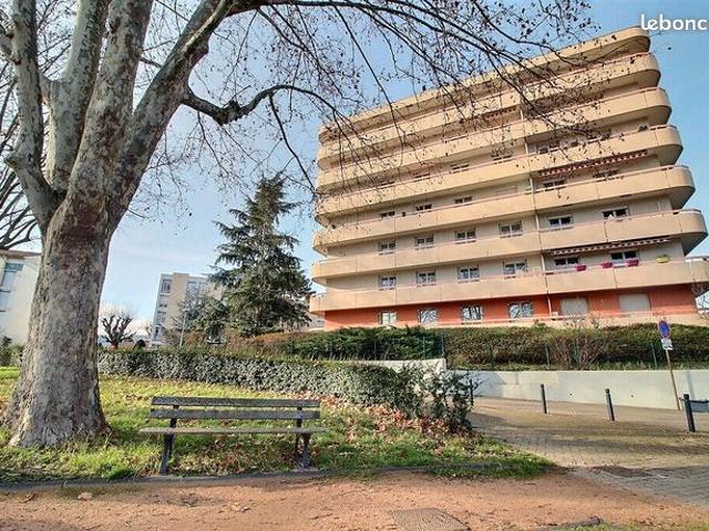 Appartement vente à France métropolitaine, Clermont-ferrand