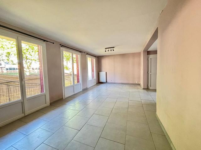 Appartement location à Le Village de la Forêt, Evreux