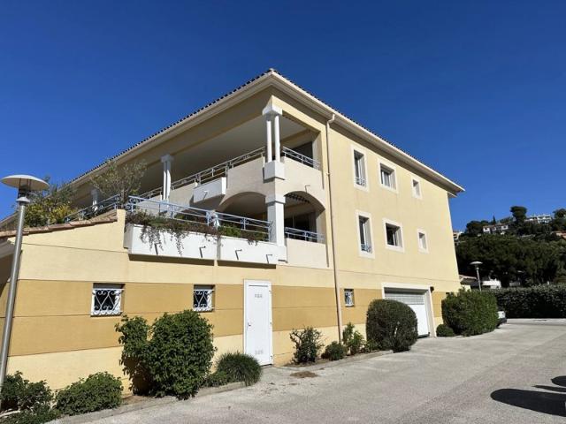 Appartement vente à Arrondissement de Toulon, Le Lavandou