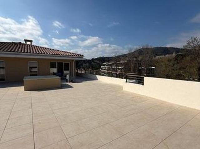 Appartement vente à Grasse, Auribeau-sur-siagne