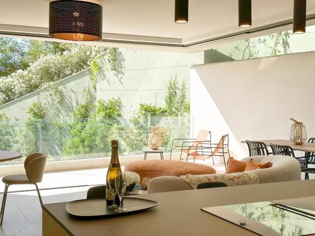Appartement vente à Arrondissement de Draguignan, Les Adrets-de-l'estérel