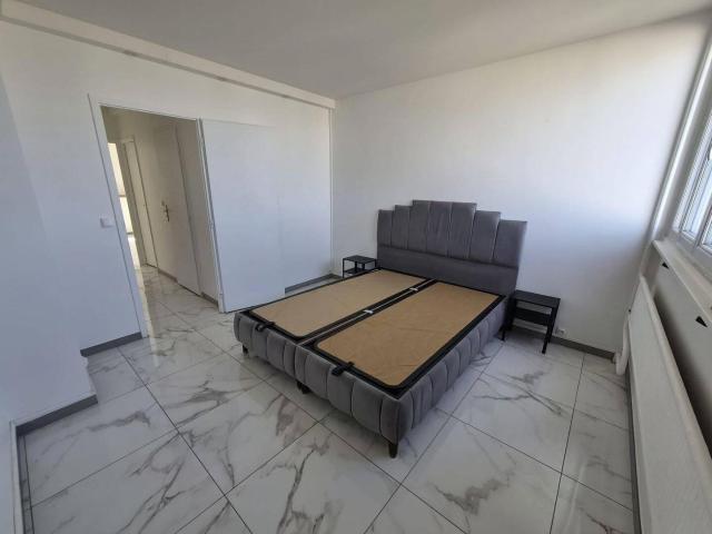Appartement location à Saint-Étienne, Saint-etienne