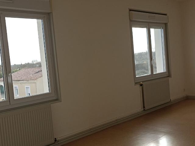 Appartement location à Saint-Jean-d'Angély, Saint-jean-d'angély