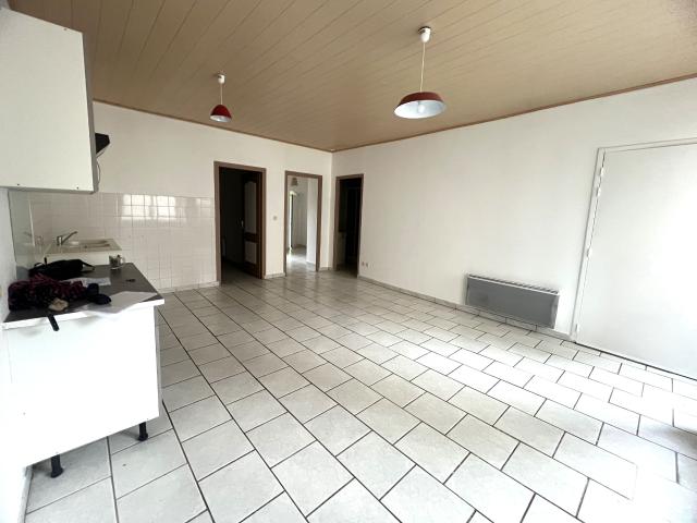 Appartement location à L'Herm, Laussonne