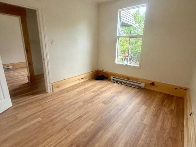 Apartment for rent in St. Leonard's, Quebec