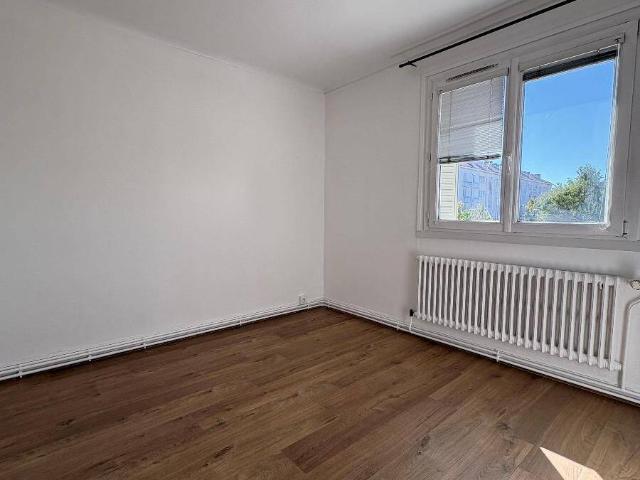Appartement location à Le Perroux, Alix