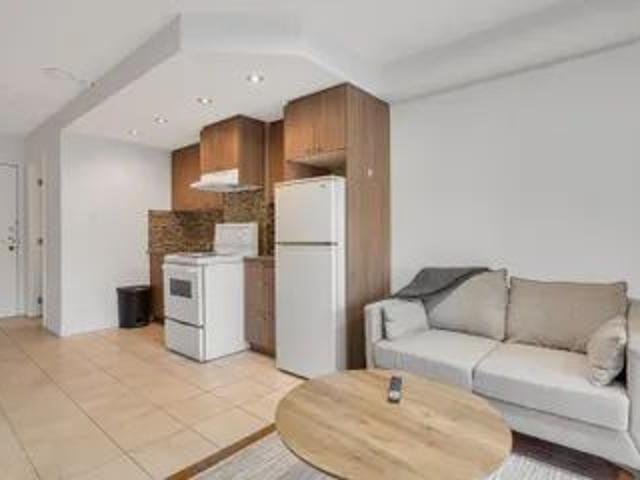 Apartment for rent in St. Leonard's, Quebec