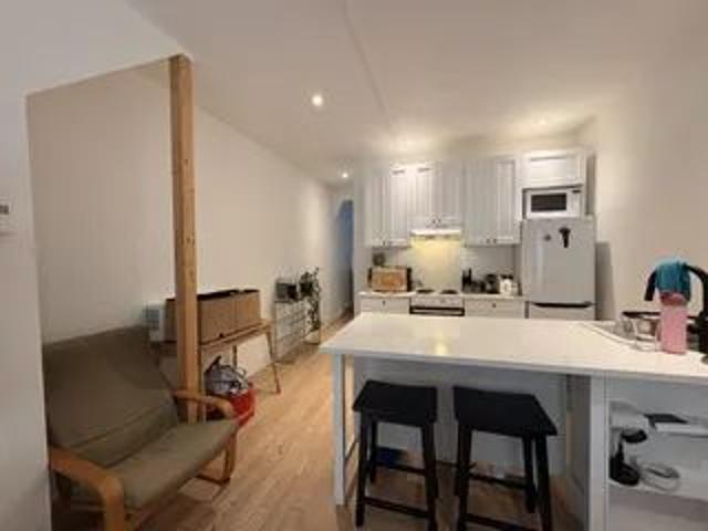 Apartment for rent in St. Leonard's, Quebec
