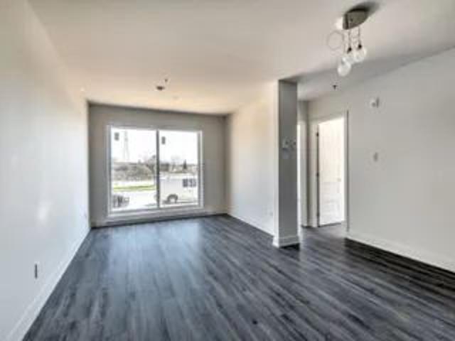 Apartment for rent in St. Leonard's, Quebec