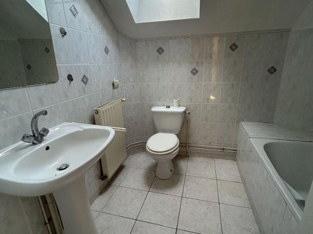 Appartement location à Thiron-Gardais, Eure-et-Loir