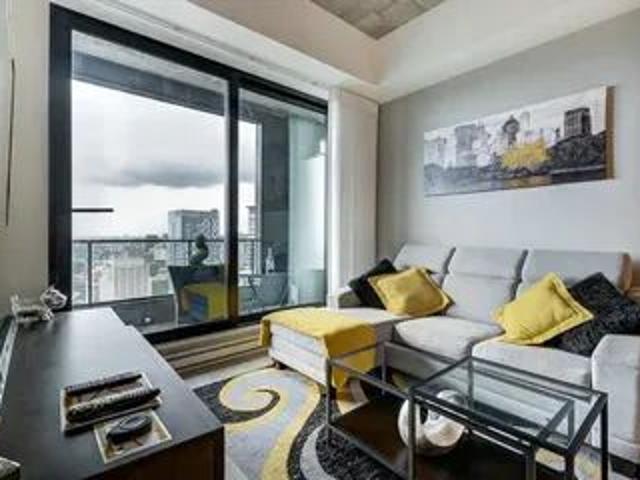 Apartment for rent in Ville-Marie, Montréal