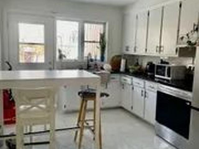 Apartment for rent in St. Leonard's, Quebec