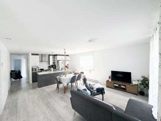 Apartment for rent in Saint-Hubert, Longueuil