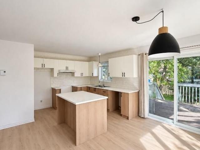 Apartment for rent in Bromont, Estrie
