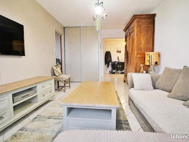 Appartement vente à Saint-Priest, Ardèche