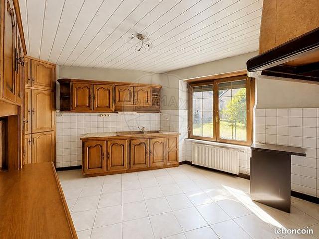 Appartement vente à Longevelle-sur-Doubs, Doubs