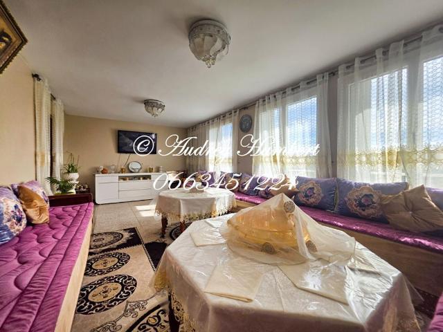 Appartement vente à Forcalquier, Alpes-de-Haute-Provence