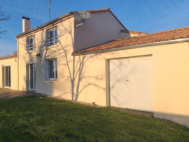 Maison vente à La Chaize-le-vicomte
