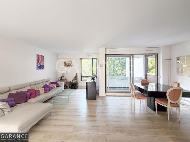 Appartement vente à Paris, Île-de-France