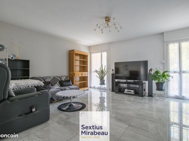 Appartement vente à Aix-en-Provence, Aix-en-provence