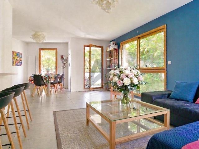Appartement vente à Conseil de quartier Colline des funiculaires, Lyon